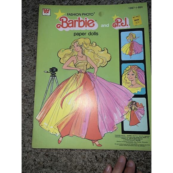 2 Vintage Whitman/Mattel FASHION PHOTO BARBIE & Malibu Francie Book 73-78 unused - Picture 9 of 14